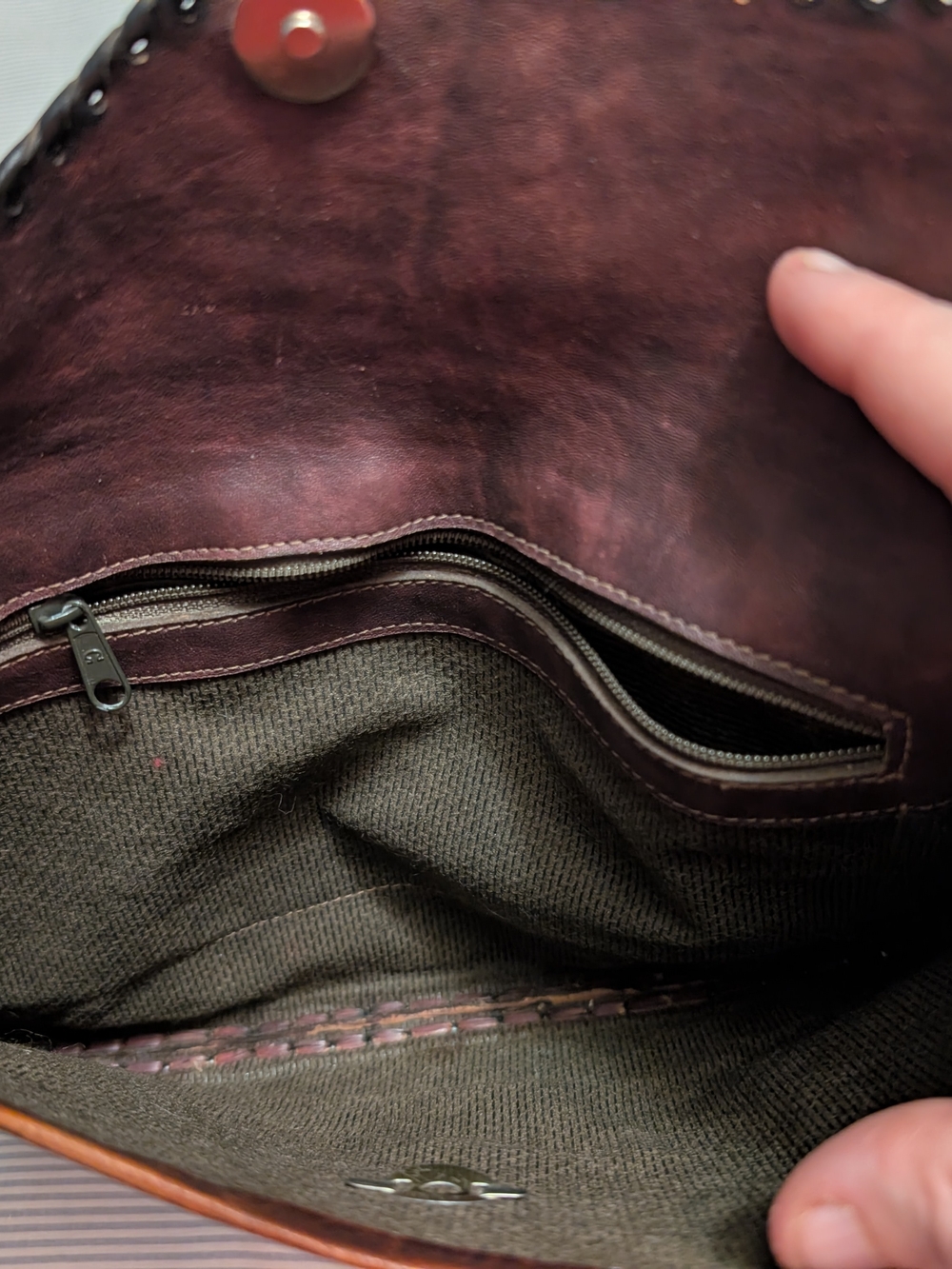 VINTAGE *Hand Made* Brown Leather Purse - Picture 4 of 5